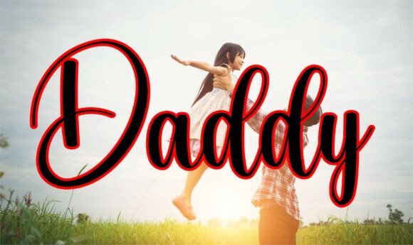 Daddy – A Bold Playful Display Font